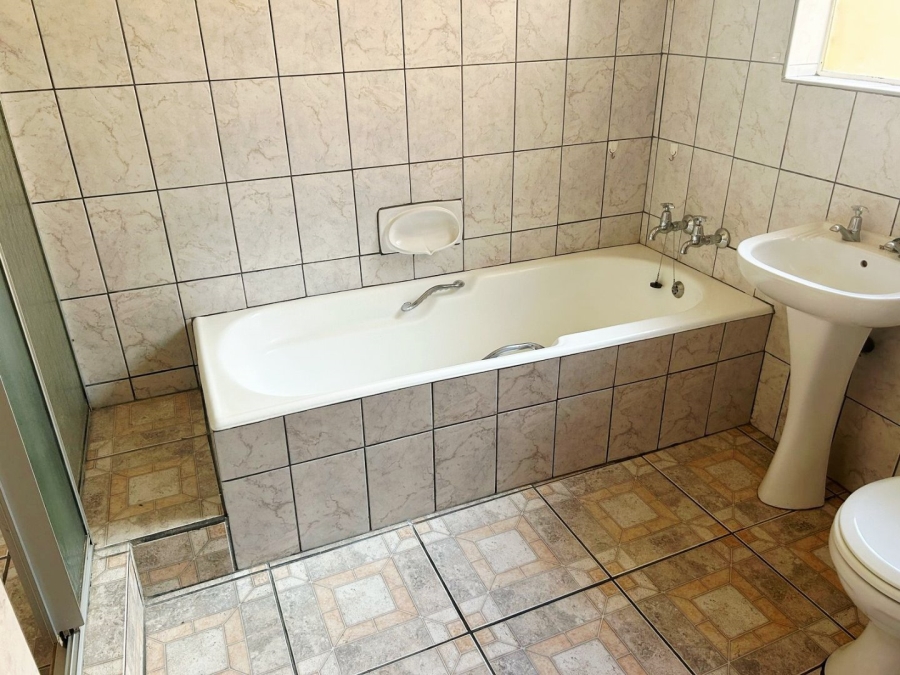 2 Bedroom Property for Sale in Stilfontein Ext 4 North West